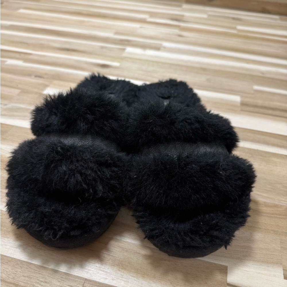 Michael Kors Black Fuzzy Slippers